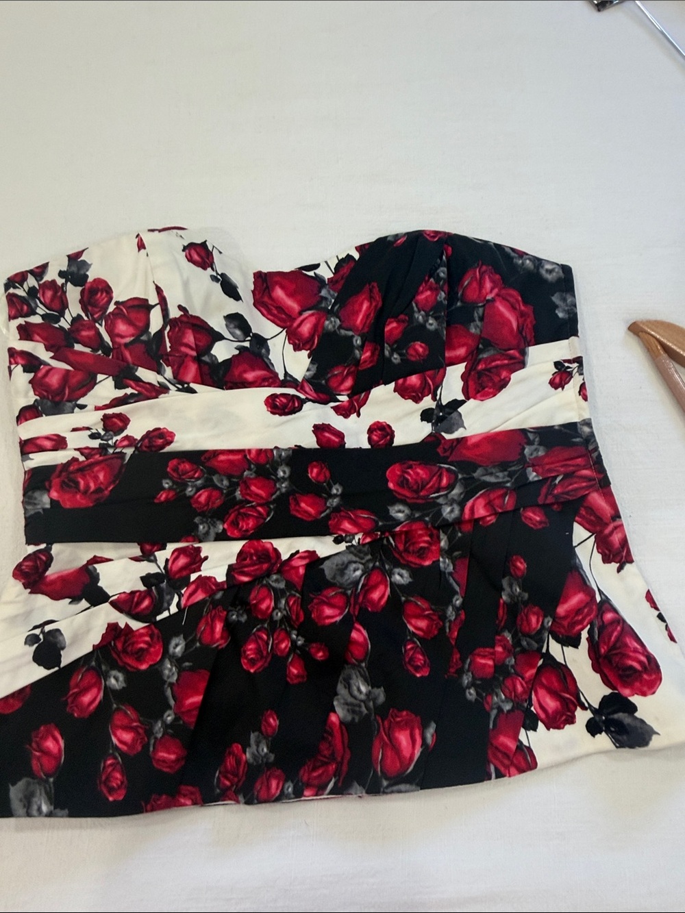 White House Black Market Strapless Red Rose Print Bustier